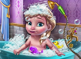 Bebek Elsa'yı Yıka